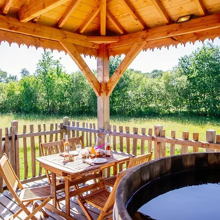 Domaine Ecôtelia Tente de luxe *