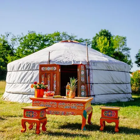 Tente de luxe Domaine Ecôtelia Le Nizan