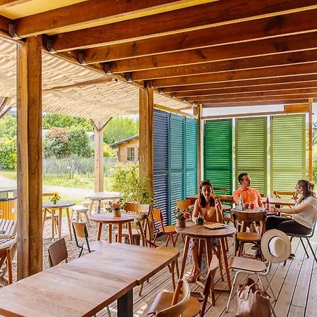 Domaine Ecotelia Luxury tent Le Nizan