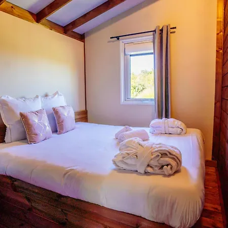 Domaine Ecotelia Luxury tent Le Nizan